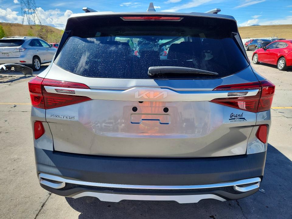 Photo 6 from auction – 2023 KIA SELTOS with VIN KNDEUCAA4P7445748