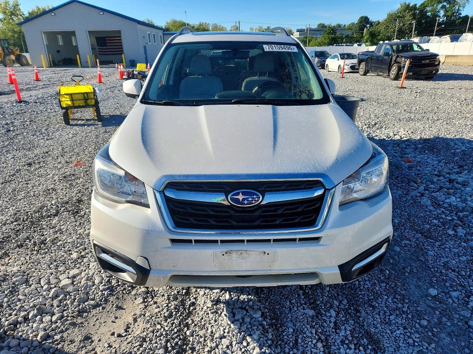 Photo 5 from auction – 2017 SUBARU FORESTER with VIN JF2SJAEC8HH552391