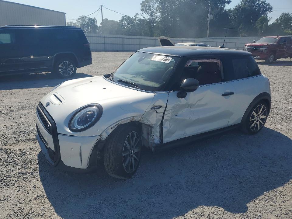 MINI COOPER 2024 with VIN WMW53DH08R2V94490 - Photo from auction