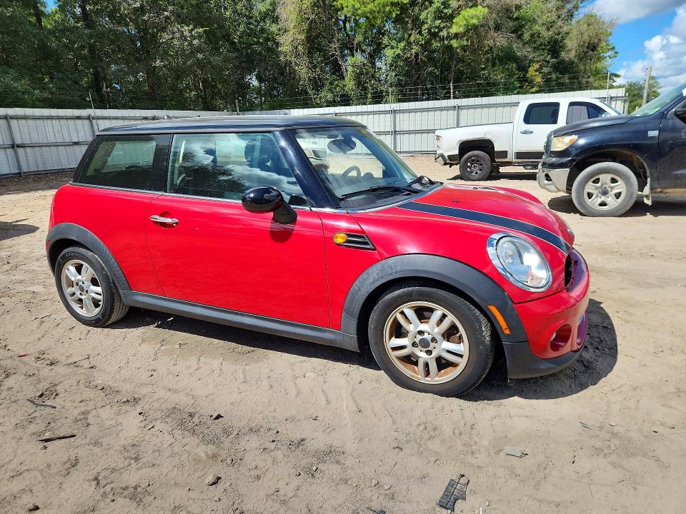 Photo 4 from auction – 2013 MINI COOPER with VIN WMWSU3C59DT677751
