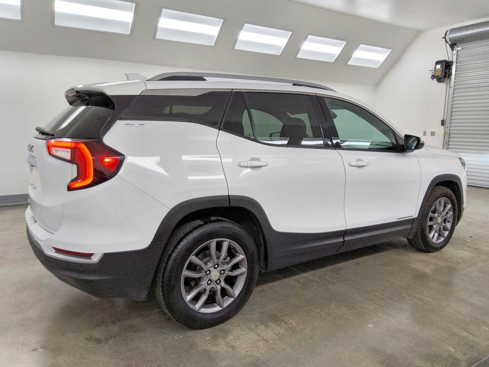 Photo 3 from auction – 2023 GMC TERRAIN with VIN 3GKALPEGXPL187596
