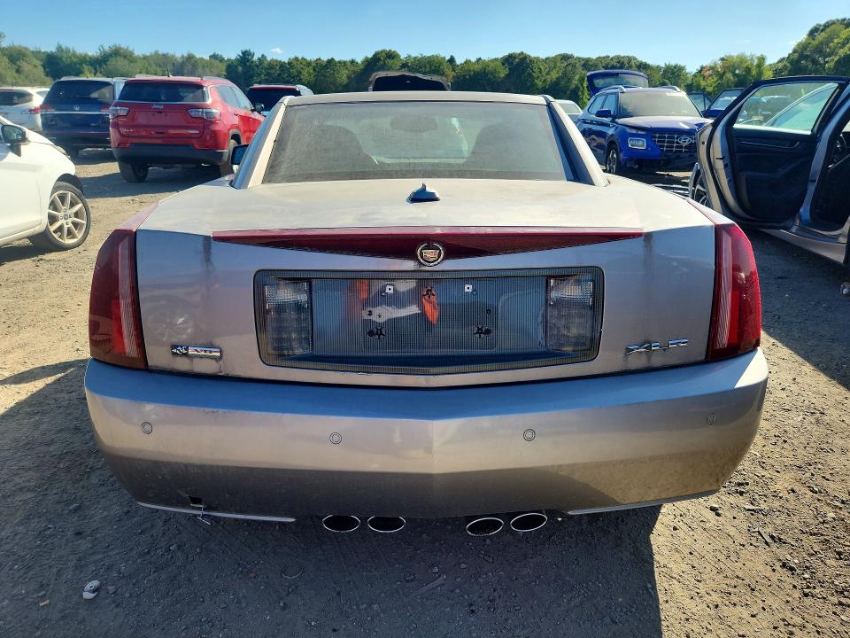 Photo 6 from auction – 2004 CADILLAC XLR with VIN 1G6YV34A045602756