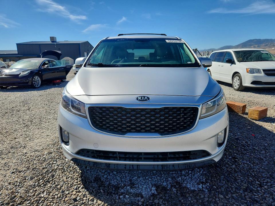 Photo 5 from auction – 2016 KIA SEDONA with VIN KNDMC5C16G6127756