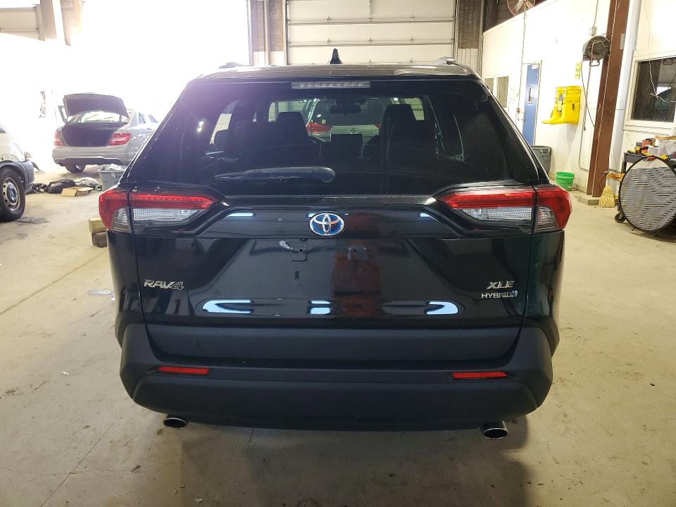 Снимка 6 от търг – 2019 TOYOTA RAV4 HYBRID с VIN JTMRWRFV4KD519058