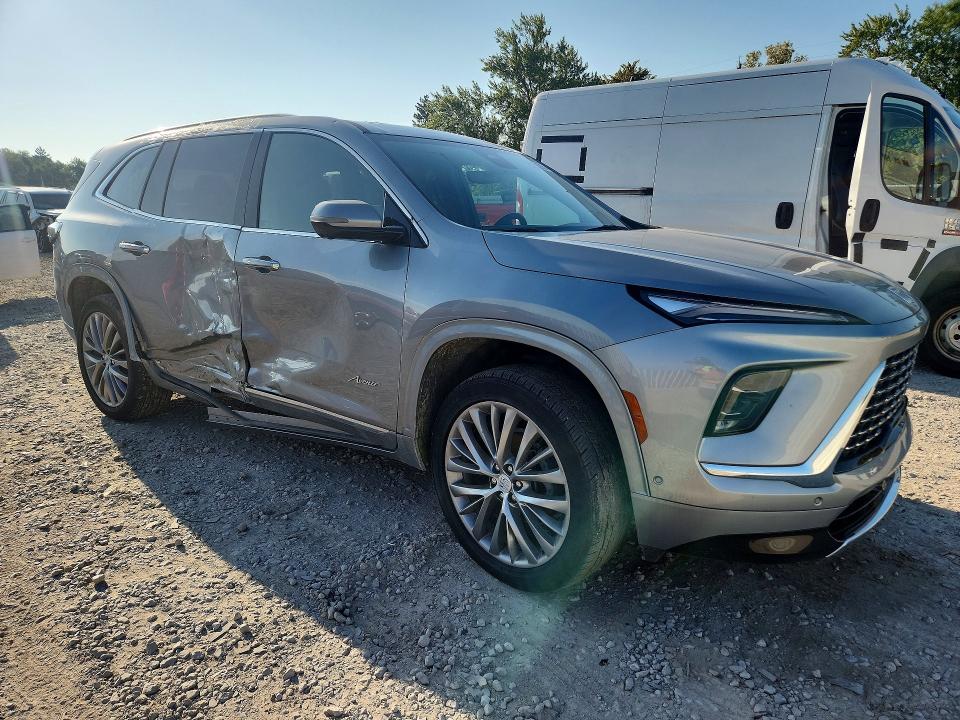 Фото 4 с аукциона – 2025 BUICK ENCLAVE с VIN 5GAEVCRSXSJ104992