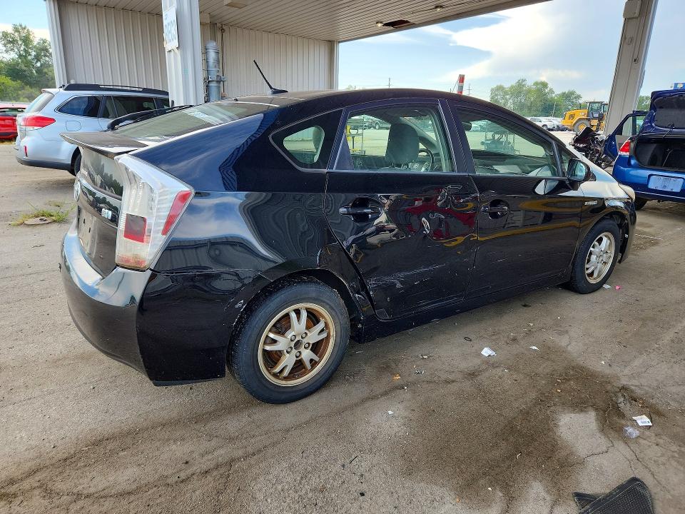 Photo 3 from auction – 2010 TOYOTA PRIUS with VIN JTDKN3DU8A0223932