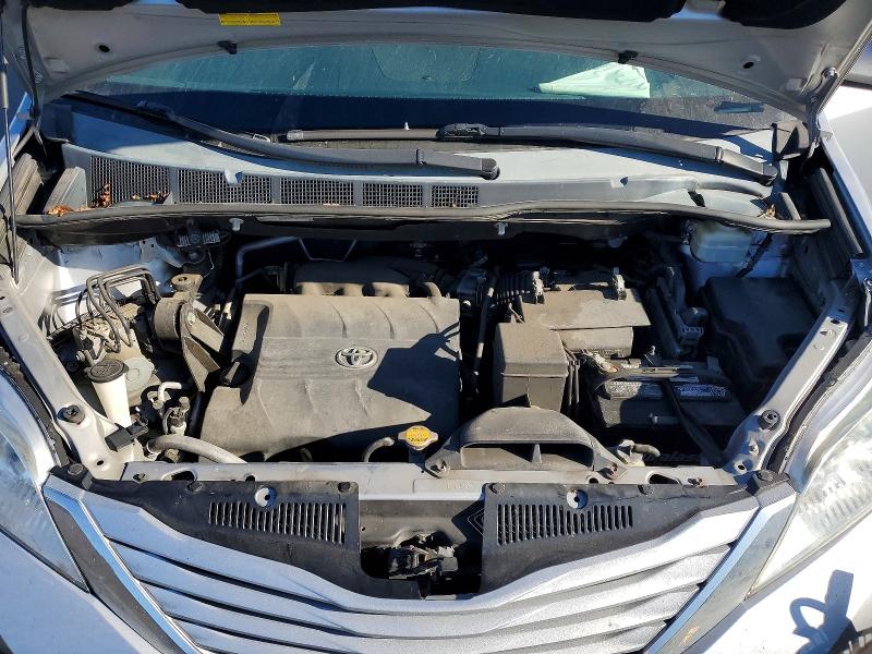 Photo 11 from auction – 2016 TOYOTA SIENNA with VIN 5TDKK3DC9GS692341
