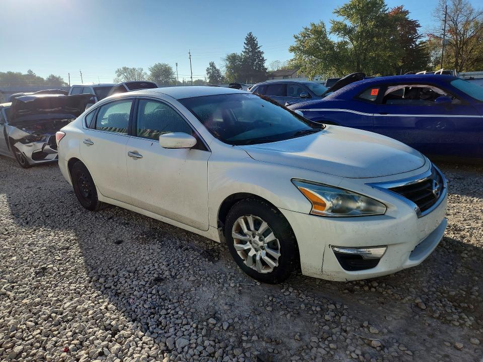 Снимка 4 от търг – 2015 NISSAN ALTIMA с VIN 1N4AL3AP5FC105686