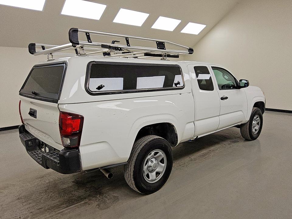Photo 3 from auction – 2022 TOYOTA TACOMA with VIN 3TYRX5GN5NT058499