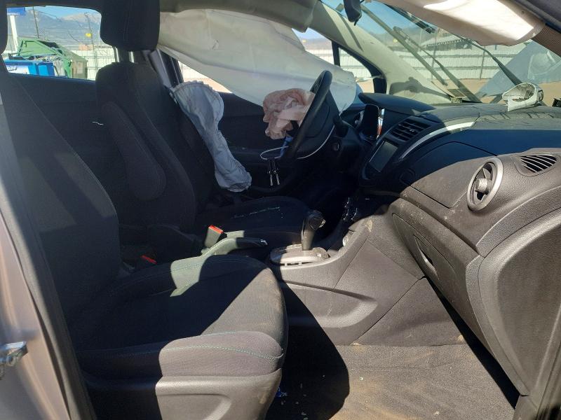 Photo 7 from auction – 2016 CHEVROLET TRAX with VIN 3GNCJKSB3GL238224