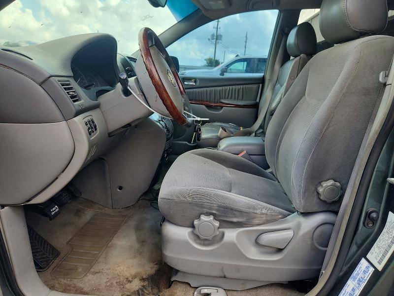 Photo 7 from auction – 2004 TOYOTA SIENNA with VIN 5TDZA22C84S103841