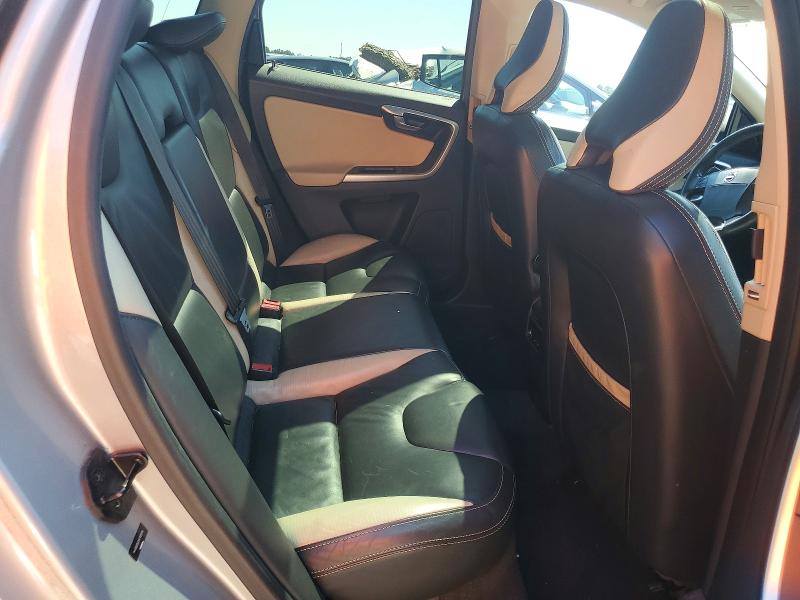 Photo 10 from auction – 2010 VOLVO XC60 with VIN YV4992DZ2A2102615