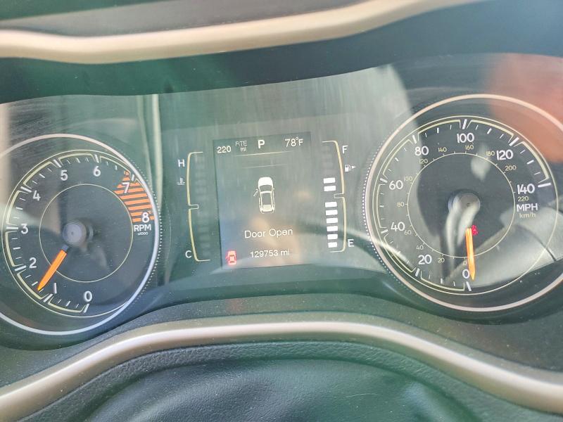 Foto 9 de la subasta – 2016 JEEP CHEROKEE con VIN 1C4PJMCS2GW218335