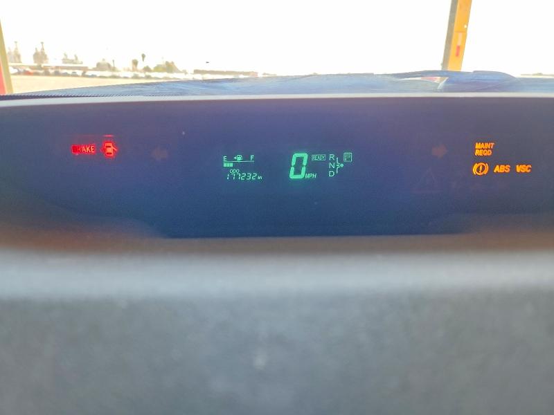 Photo 9 from auction – 2005 TOYOTA PRIUS with VIN JTDKB20U353086718