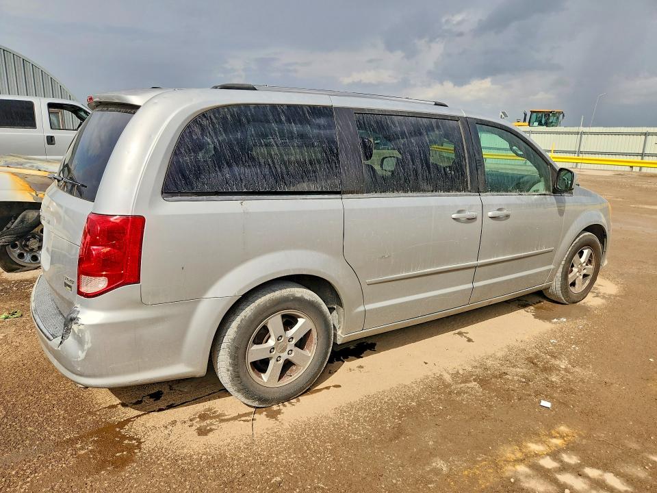 Foto 3 de la subasta – 2011 DODGE GRAND CARAVAN con VIN 2D4RN5DG1BR689152