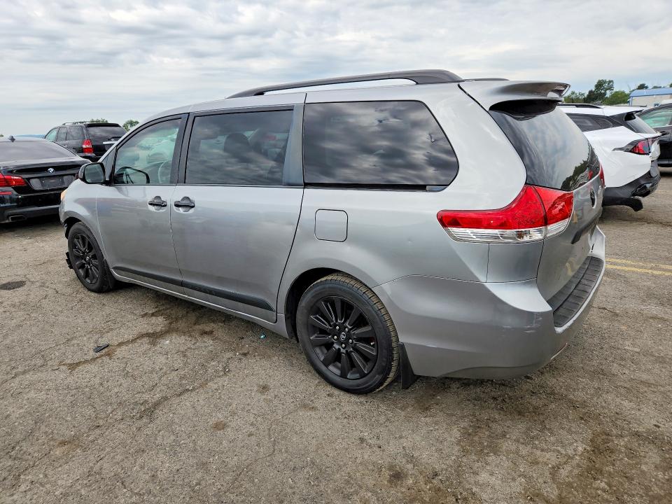 Photo 2 from auction – 2012 TOYOTA SIENNA with VIN 5TDDK3DC0CS042364
