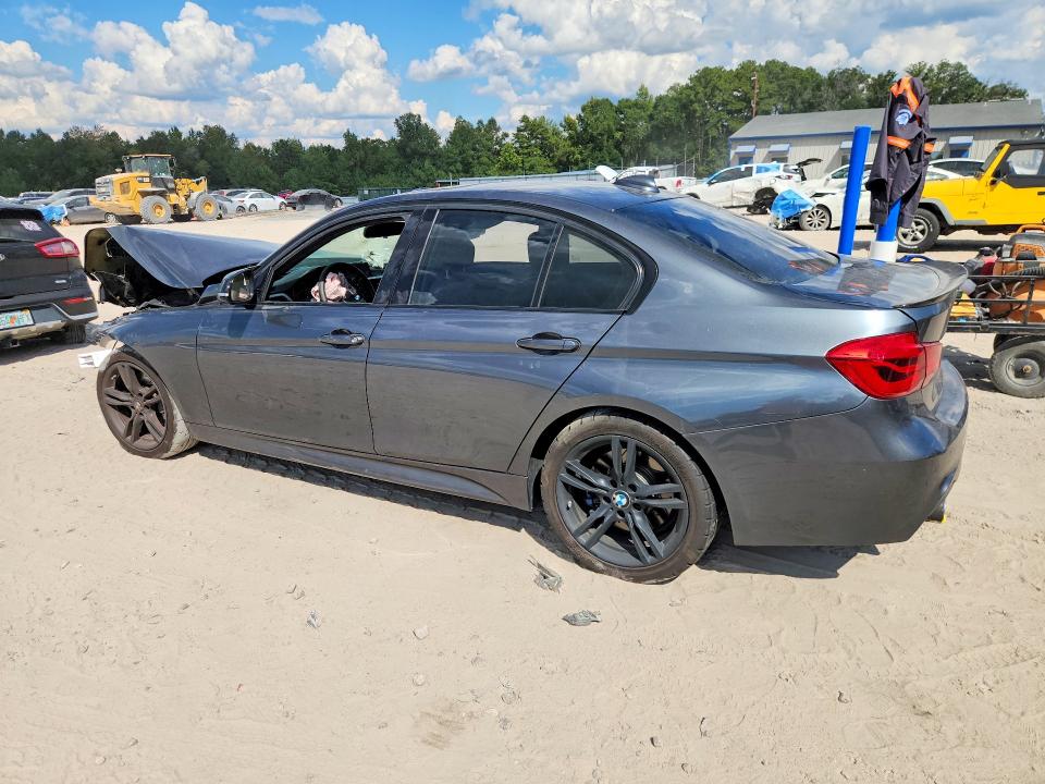 Снимка 2 от търг – 2018 BMW 340 с VIN WBA8B3G57JNV00982