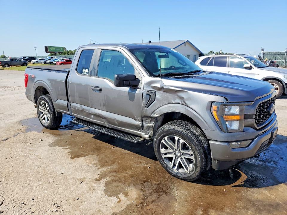Photo 4 from auction – 2023 FORD F150 with VIN 1FTFX1E87PKF31334