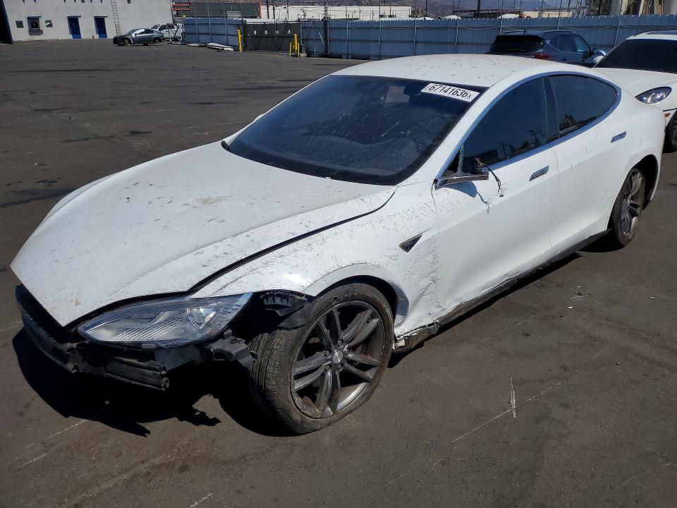2015 TESLA MODEL S - Търг №67141636