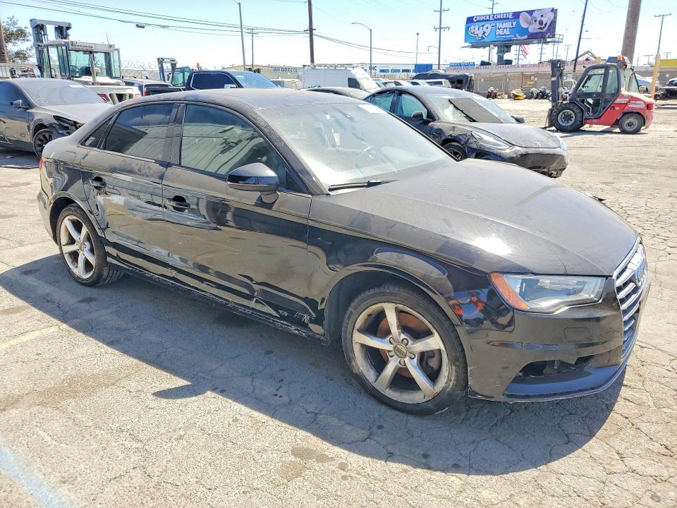 صورة رقم 4 من المزاد - 2015 AUDI A3 مع VIN WAUACGFF9F1059550