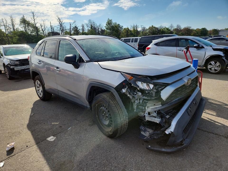 Photo 4 from auction – 2021 TOYOTA RAV4 with VIN 2T3F1RFV4MC146838