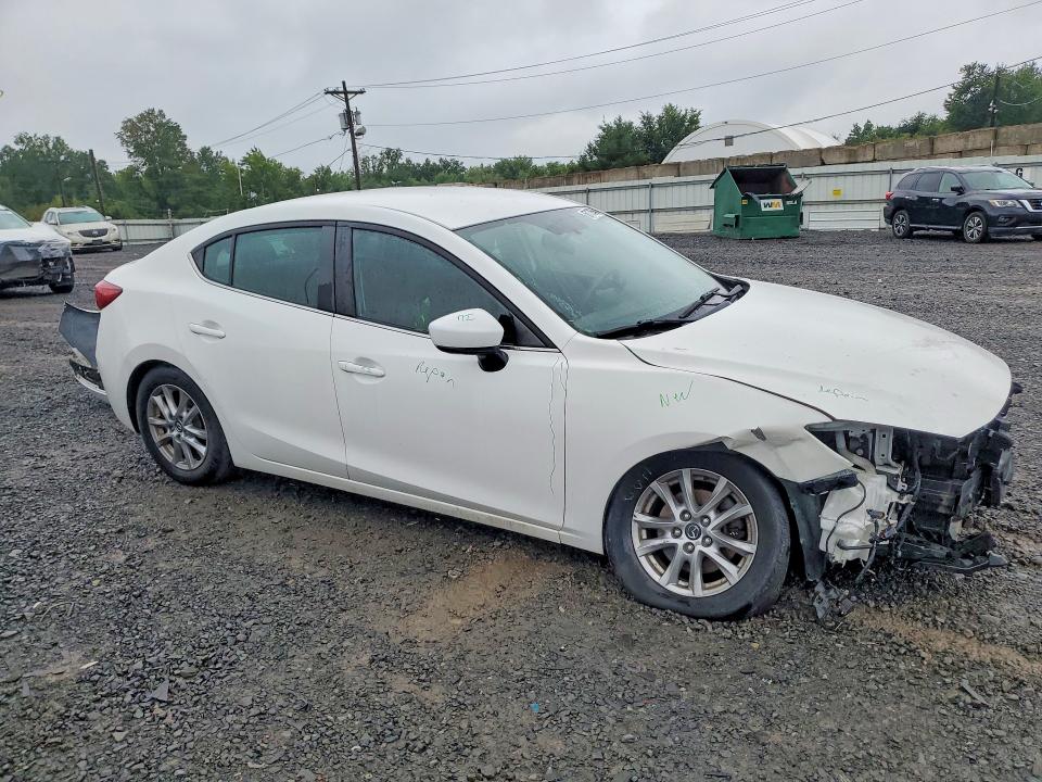 Photo 4 from auction – 2017 MAZDA 3 with VIN 3MZBN1U7XHM119185