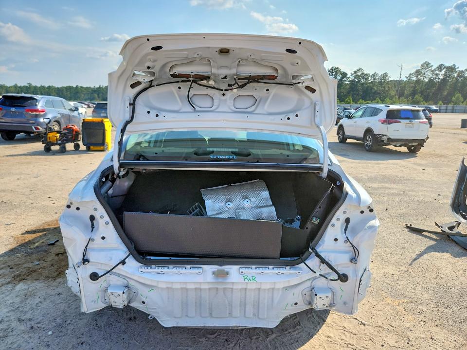 Photo 6 from auction – 2026 TOYOTA CAMRY with VIN 4T1DAACK5TU232443