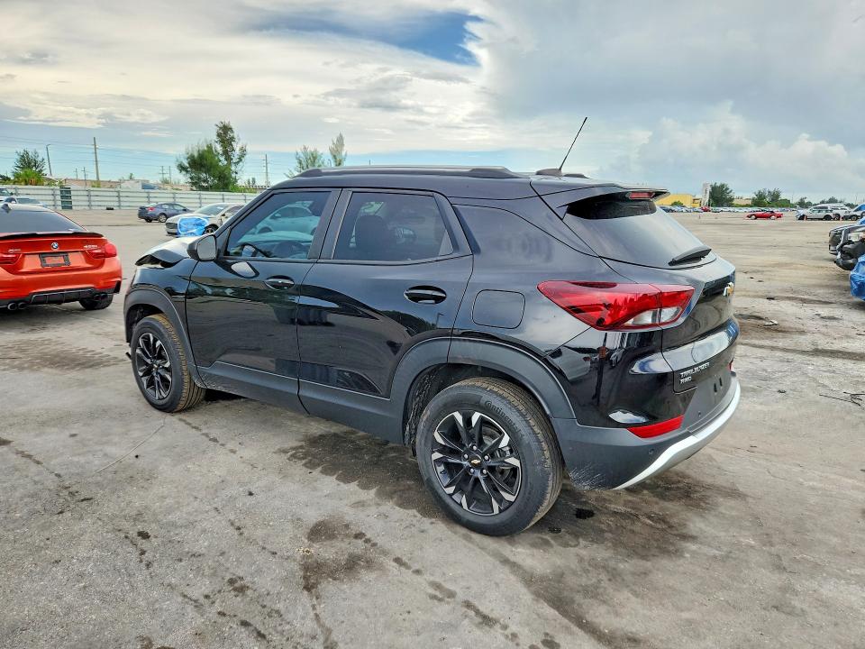 Photo 2 from auction – 2021 CHEVROLET TRAILBLAZER with VIN KL79MRSL3MB168312