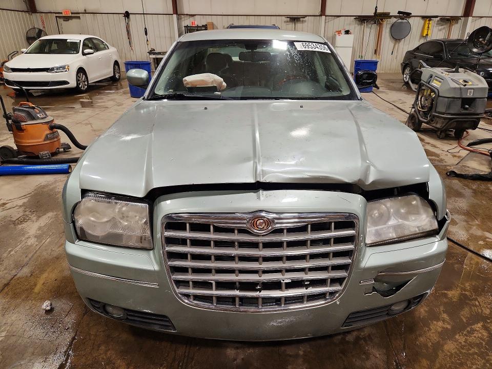 Photo 5 from auction – 2006 CHRYSLER 300 with VIN 2C3LA53G96H289257