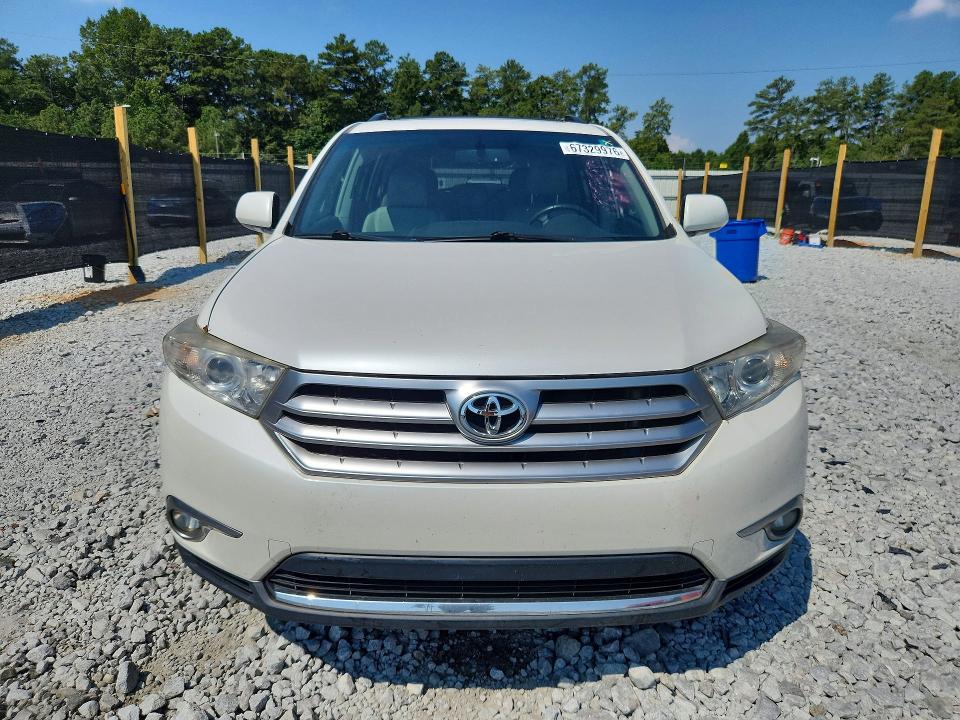 Photo 5 from auction – 2011 TOYOTA HIGHLANDER with VIN 5TDYK3EH4BS037064
