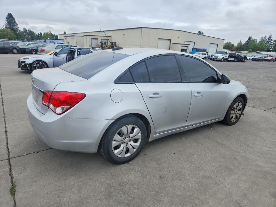 Снимка 3 от търг – 2015 CHEVROLET CRUZE с VIN 1G1PA5SG0F7153862