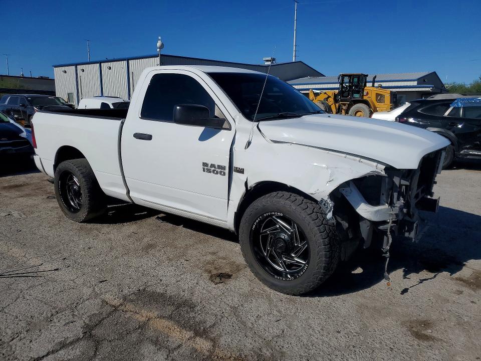 Photo 4 from auction – 2015 RAM 1500 with VIN 3C6JR6AT6FG563913