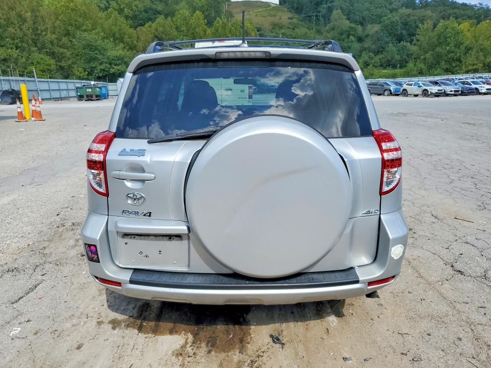 Photo 6 from auction – 2012 TOYOTA RAV4 with VIN 2T3BF4DV5CW221193