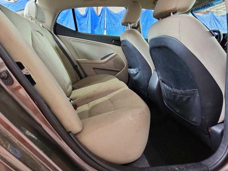 Foto 10 de la subasta – 2013 KIA OPTIMA con VIN 5XXGM4A77DG245694