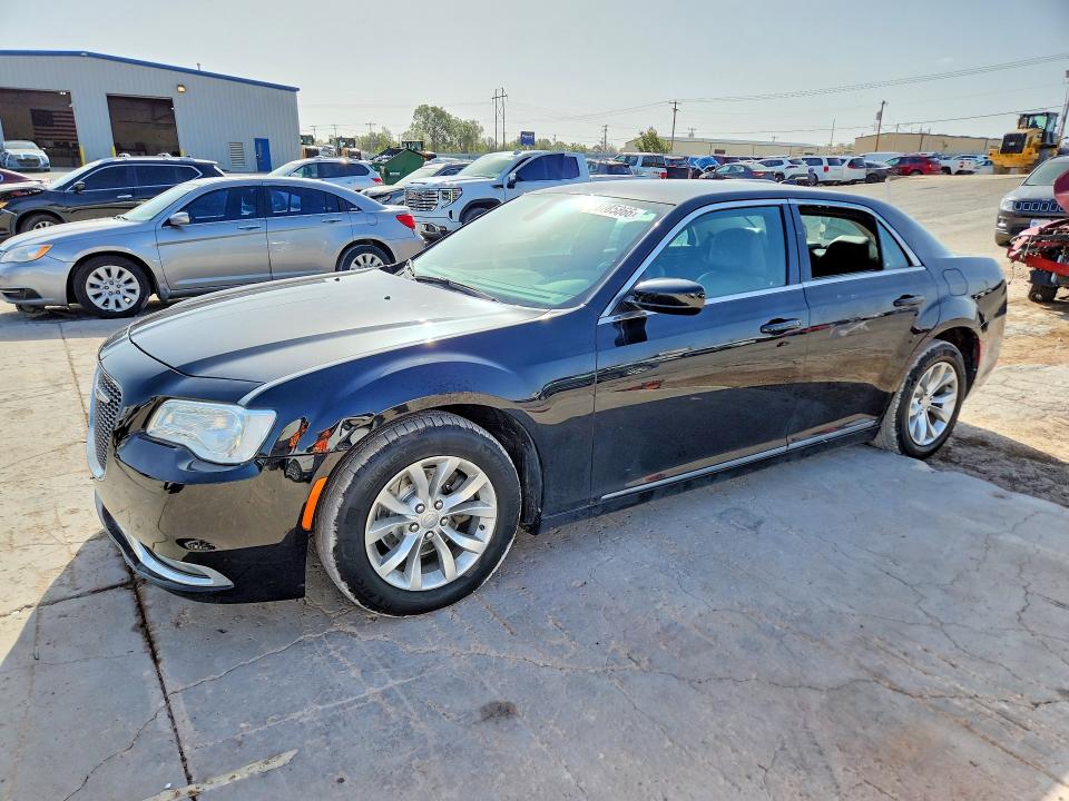 2015 CHRYSLER 300 - Търг №68785866