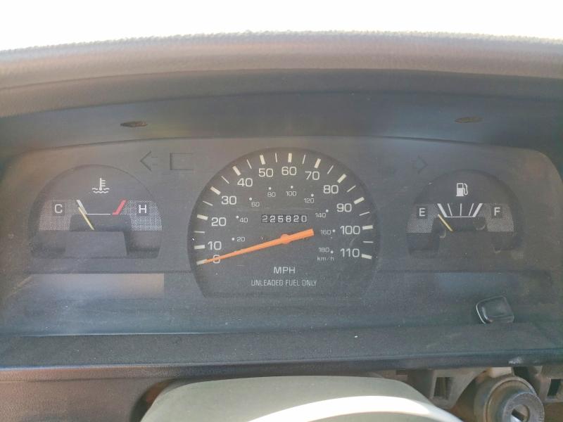 Photo 9 from auction – 1994 TOYOTA PICKUP with VIN 4TARN01PXRZ220688
