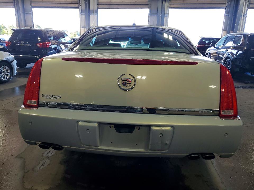 Photo 6 from auction – 2007 CADILLAC DTS with VIN 1G6KD57Y07U101440