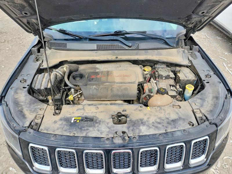 Foto 12 de la subasta – 2017 JEEP COMPASS con VIN 3C4NJCBB2HT669260