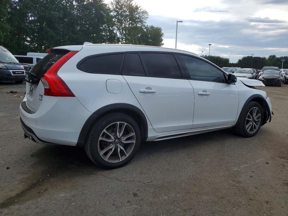 Снимка 3 от търг – 2018 VOLVO V60 CROSS COUNTRY с VIN YV440MWK6J2053080