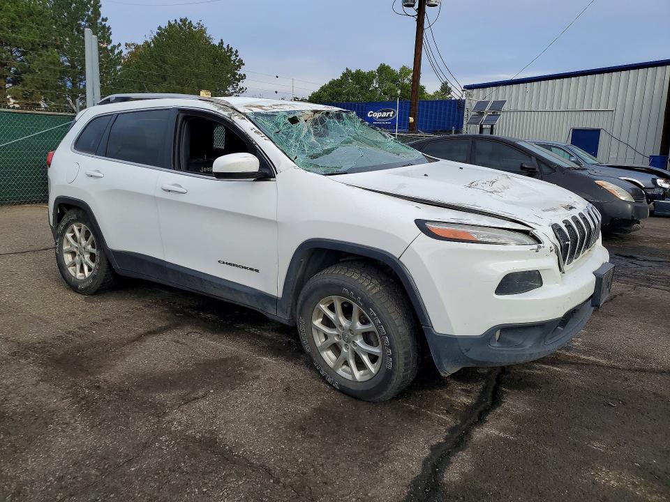 Photo 4 from auction – 2015 JEEP CHEROKEE with VIN 1C4PJMCB9FW645719