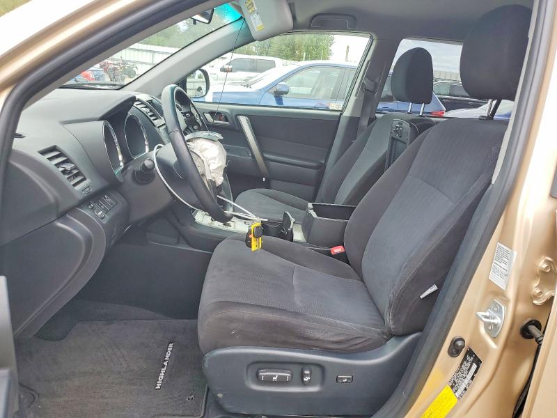 Photo 7 from auction – 2008 TOYOTA HIGHLANDER with VIN JTEES43A482018556