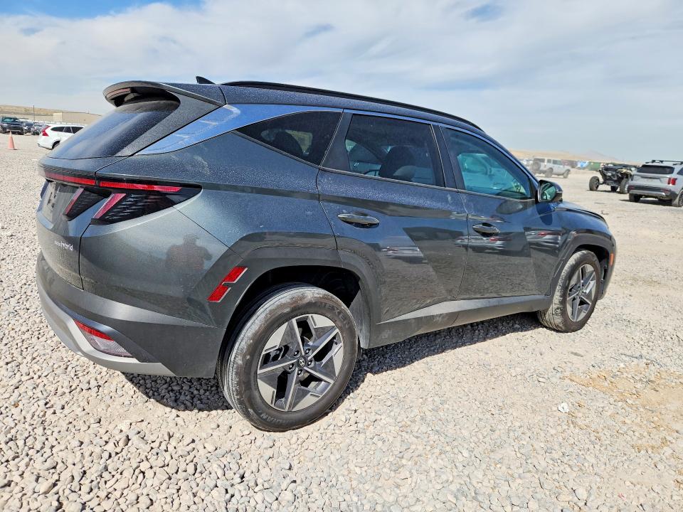 Photo 3 from auction – 2025 HYUNDAI TUCSON with VIN KM8JCDD16SU255779