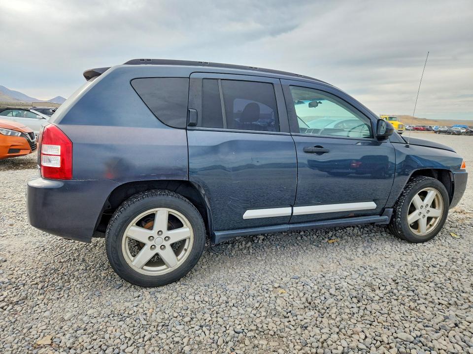 صورة رقم 3 من المزاد - 2007 JEEP COMPASS مع VIN 1J8FF57W97D598097