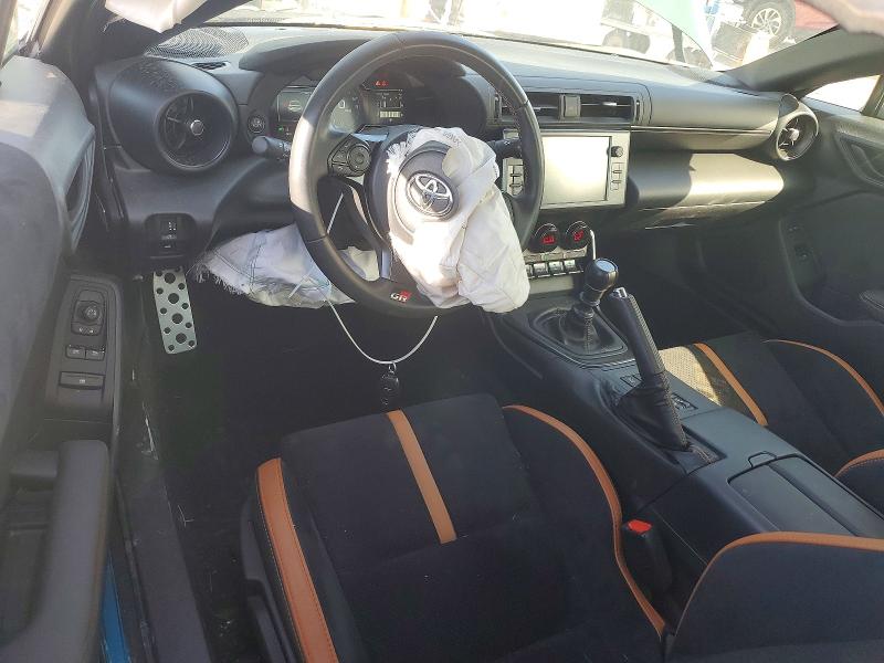 Photo 8 from auction – 2025 TOYOTA GR86 with VIN JF1ZNBM17S9750927