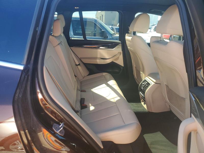 Photo 11 from auction – 2019 BMW X3 with VIN 5UXTR7C58KLF33073