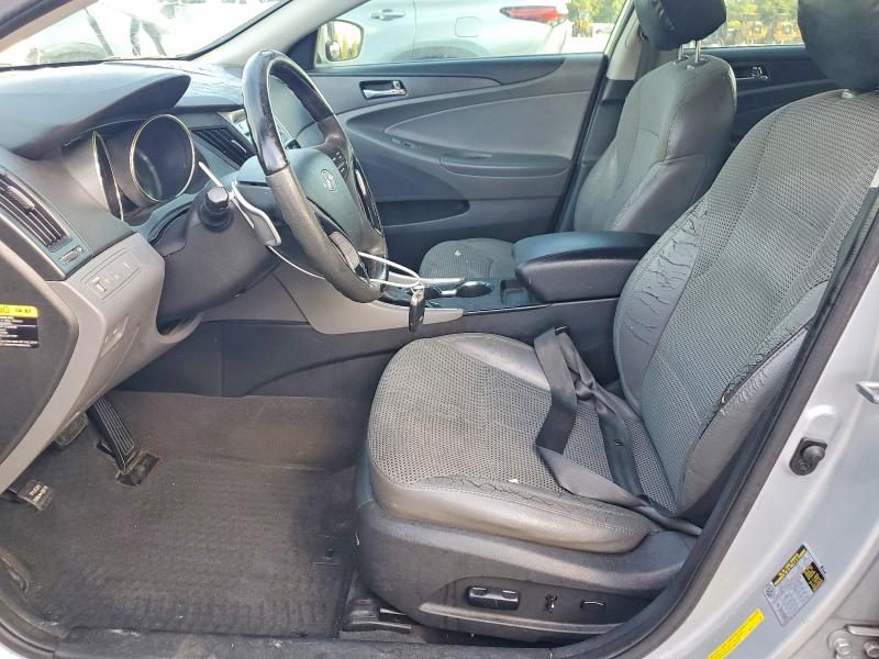 Photo 7 from auction – 2012 HYUNDAI SONATA with VIN 5NPEC4AB5CH477843