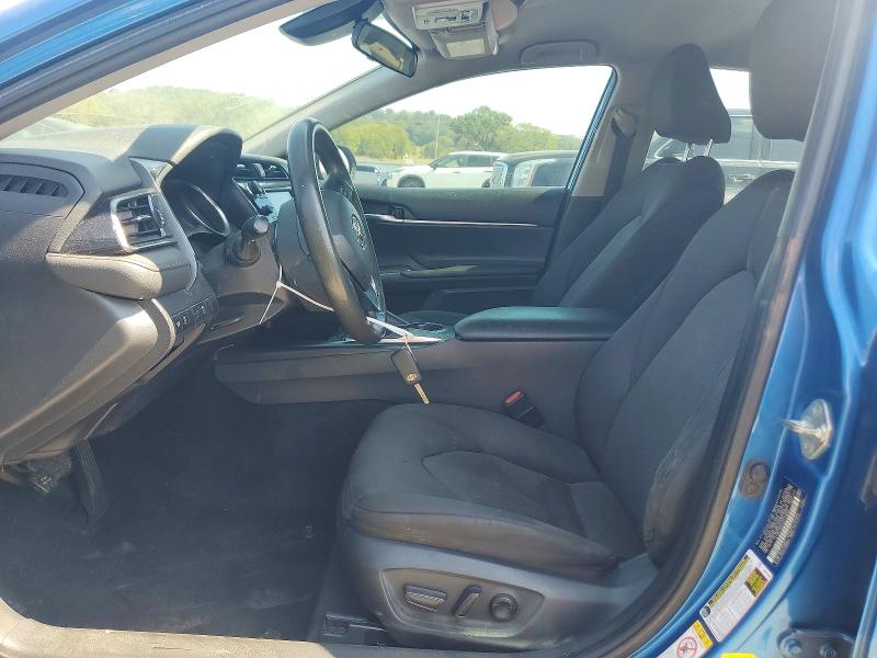 Снимка 7 от търг – 2019 TOYOTA CAMRY с VIN 4T1B11HK2KU179893
