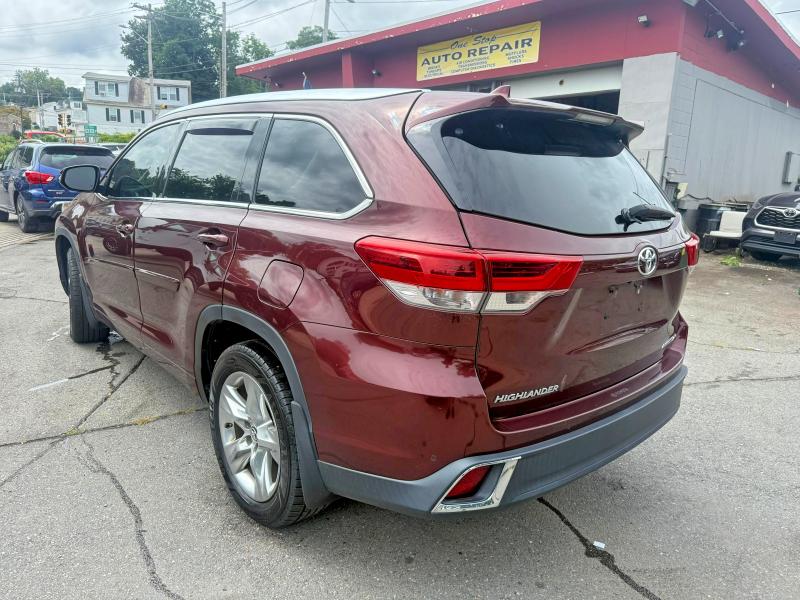 Photo 2 from auction – 2019 TOYOTA HIGHLANDER with VIN 5TDDZRFH6KS926332