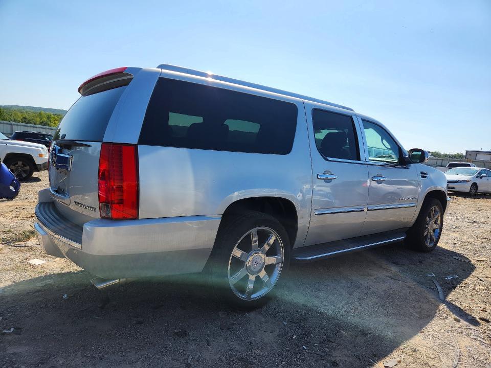 Photo 3 from auction – 2011 CADILLAC ESCALADE with VIN 1GYS4HEF5BR139249
