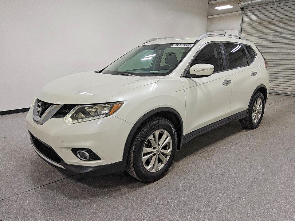 NISSAN ROGUE 2015 with VIN 5N1AT2MT6FC833882 - Photo from auction